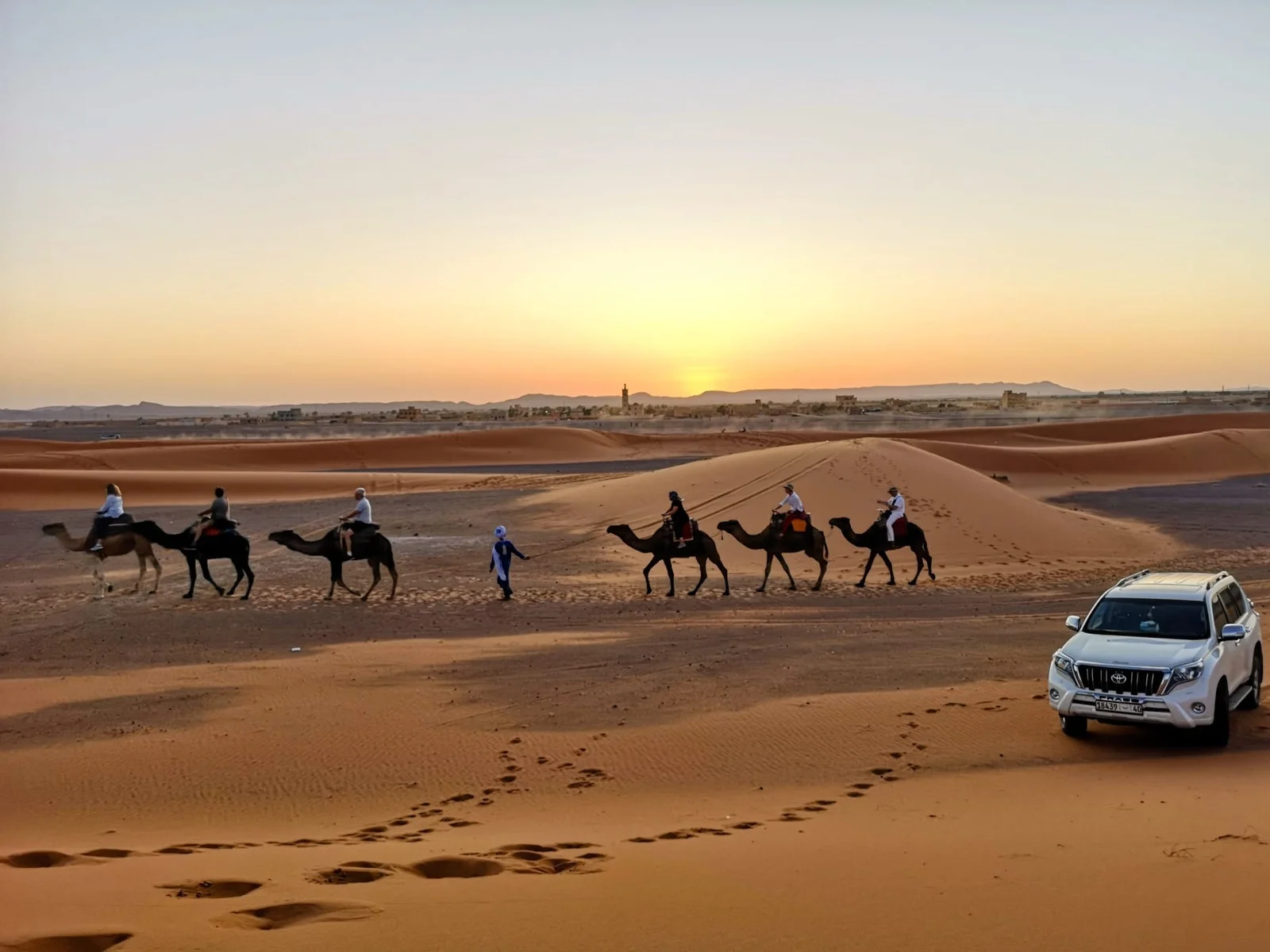 Travel photograph related to Private 3 Night Sahara Discovery Tour From Marrakech To Fes In 4WD